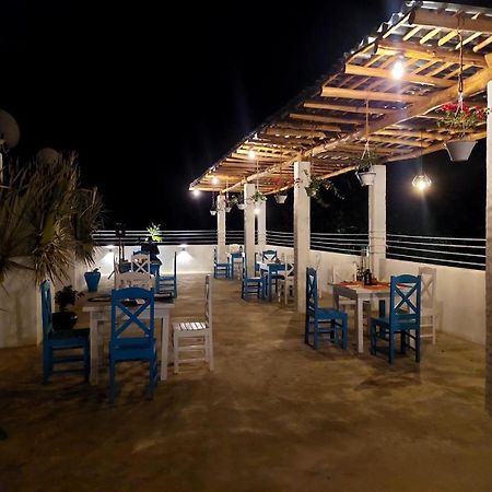 Kingcity Resort Anuradhapura Buitenkant foto