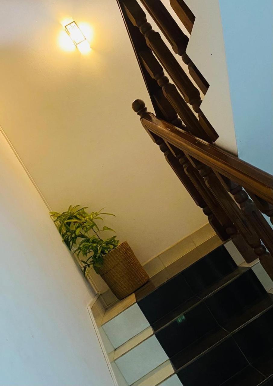 Kingcity Resort Anuradhapura Buitenkant foto